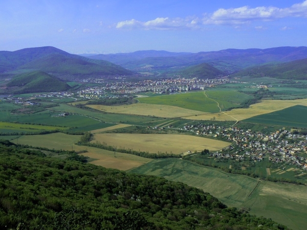 Turistická vychádzka Dievčenská skala